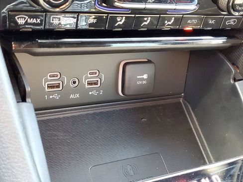 Used 2024 Jeep Grand Cherokee Laredo w/ Luxury Tech Group I AWD/4WD image 33