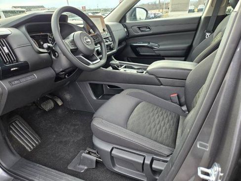 Certified 2025 Nissan Pathfinder S w/ Cargo Package image 7