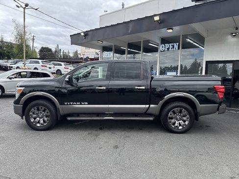Used 2018 Nissan Titan Platinum Reserve w/ Platinum Utility Package AWD/4WD image 3