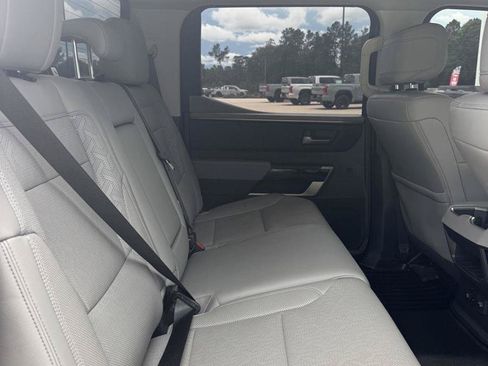 Used 2024 Toyota Tundra Limited AWD/4WD image 18