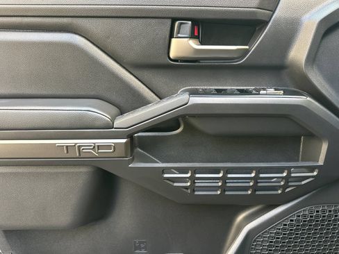 Certified 2025 Toyota Tacoma TRD Sport AWD/4WD image 11