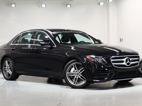 Used 2019 Mercedes-Benz E 450 E 450 image 2