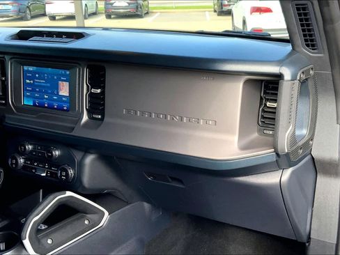 Used 2023 Ford Bronco Outer Banks AWD/4WD image 17