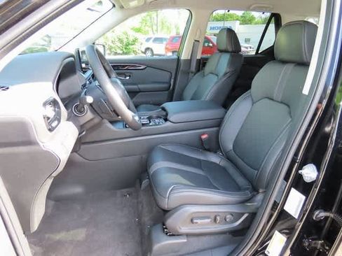 New 2025 Honda Pilot EX-L image 11