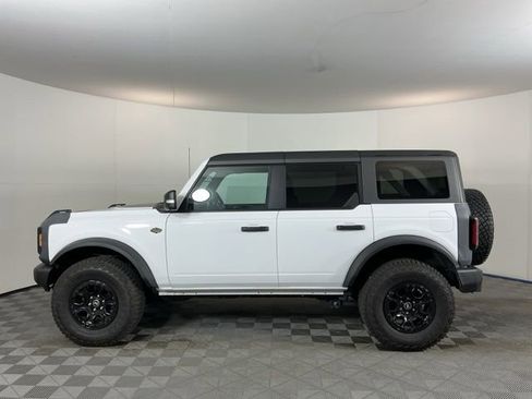 Certified 2023 Ford Bronco Wildtrak AWD/4WD image 8