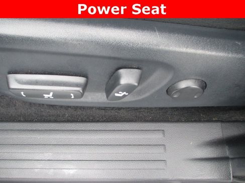 Used 2018 Toyota 4Runner TRD Off-Road Premium image 22