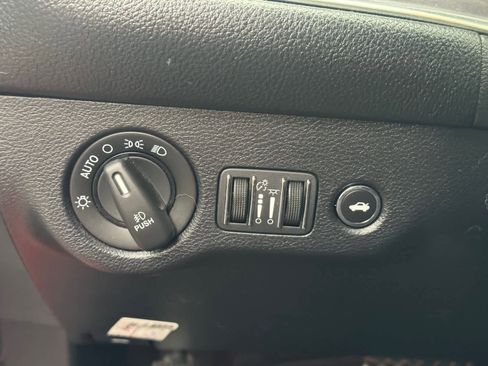 Used 2017 Dodge Challenger SXT Plus image 12