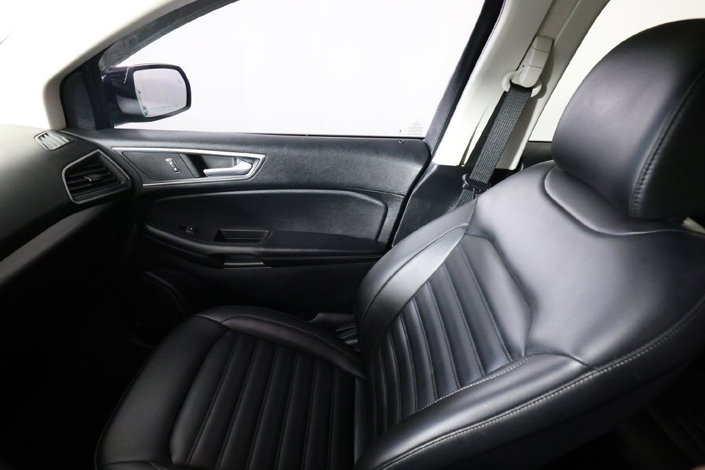 Used 2023 Ford Edge SEL AWD/4WD image 32