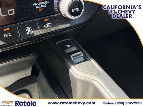 Used 2024 Kia Telluride S AWD/4WD image 23