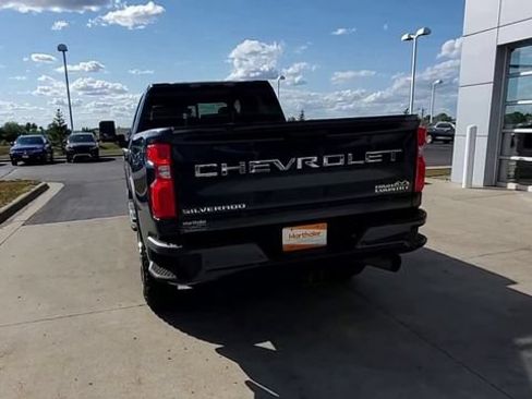 Used 2022 Chevrolet Silverado 3500 High Country w/ Safety Package II AWD/4WD image 7