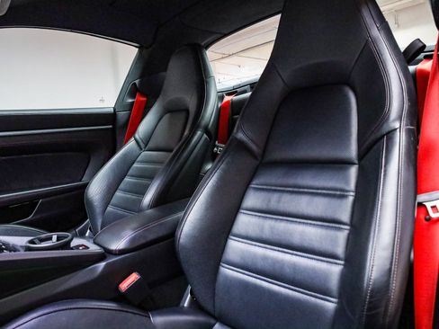 Used 2023 Porsche 911 Targa 4S image 5