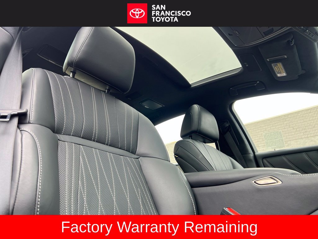 Used 2022 Lexus LS 500h AWD w/ Luxury Package image 22