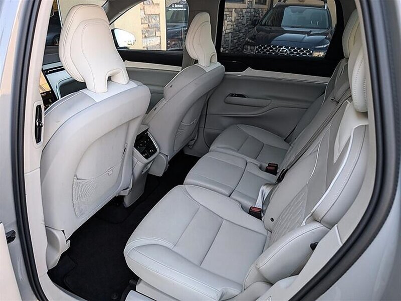 Used 2025 Volvo EX90 Ultra AWD/4WD image 26