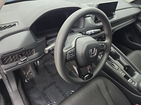 Certified 2024 Honda Accord EX image 15