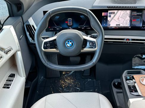 Certified 2023 BMW iX xDrive50 w/ Premium Package image 17