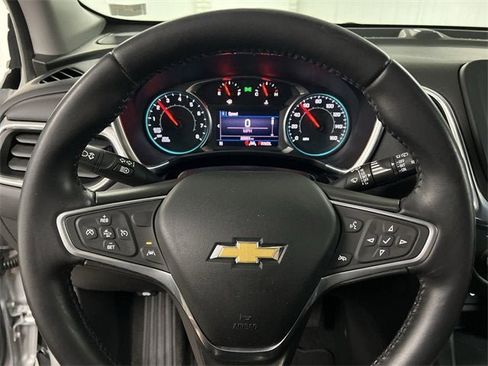 Used 2022 Chevrolet Equinox LT image 11