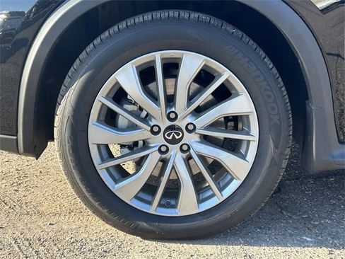 Certified 2023 INFINITI QX50 Pure image 10