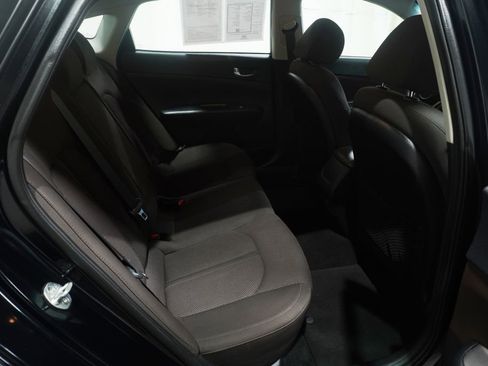 Used 2019 Kia Optima LX image 14