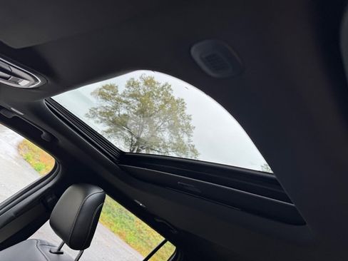 New 2025 Jeep Grand Cherokee L Altitude image 29