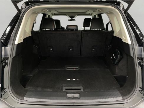 Certified 2023 Nissan Rogue SL w/ SL Premium Package AWD/4WD image 5