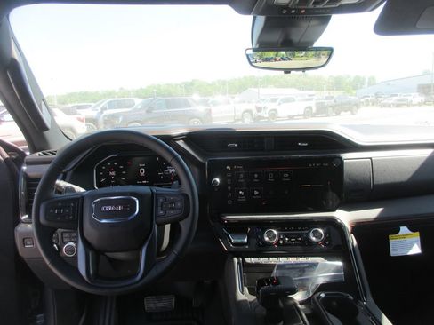 New 2026 GMC Sierra 1500 AT4 w/ AT4 Premium Package AWD/4WD image 19