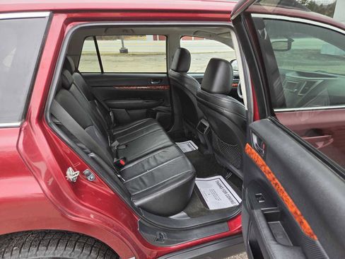 Used 2012 Subaru Outback 2.5i Limited image 13