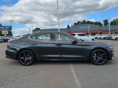 Used 2023 Genesis G70 3.3T w/ Sport Prestige Package image 3