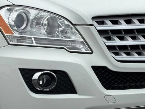 Used 2011 Mercedes-Benz ML 350 4MATIC image 2