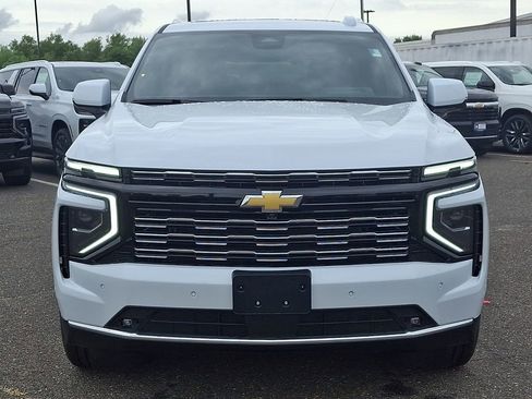 New 2026 Chevrolet Tahoe High Country AWD/4WD image 2