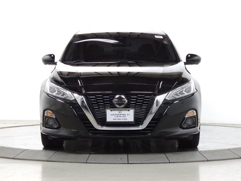 Used 2019 Nissan Altima 2.5 Platinum image 2