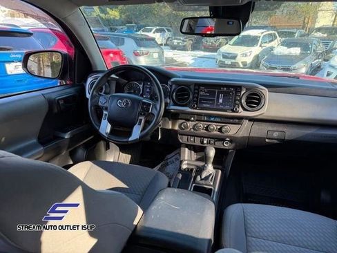 Used 2021 Toyota Tacoma SR5 image 22