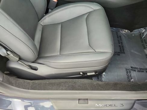 Used 2024 Tesla Model 3 Standard Range image 21