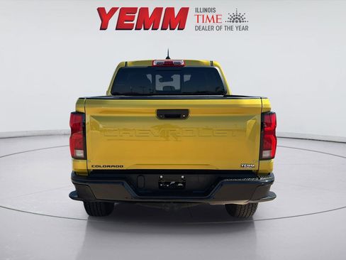 Used 2023 Chevrolet Colorado Z71 w/ Z71 Convenience Package 2 image 8