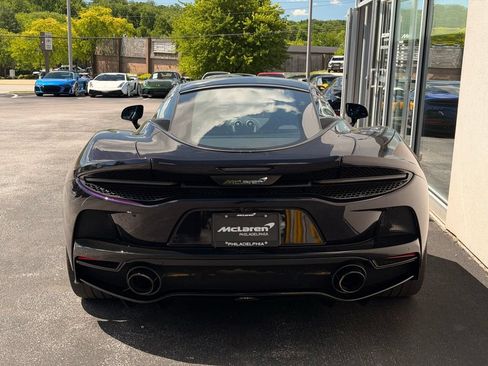 Used 2023 McLaren GT RWD image 3