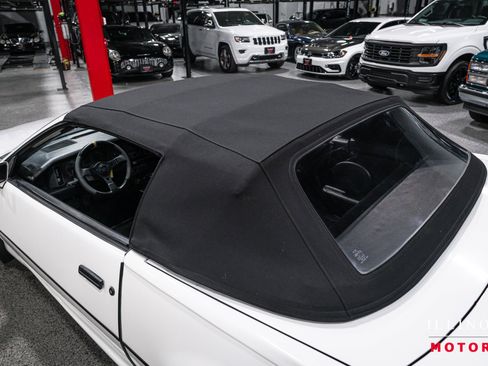 Used 1991 Pontiac Firebird Trans Am RWD image 16