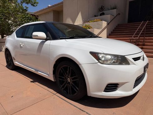 Used 2011 Scion tC image 1