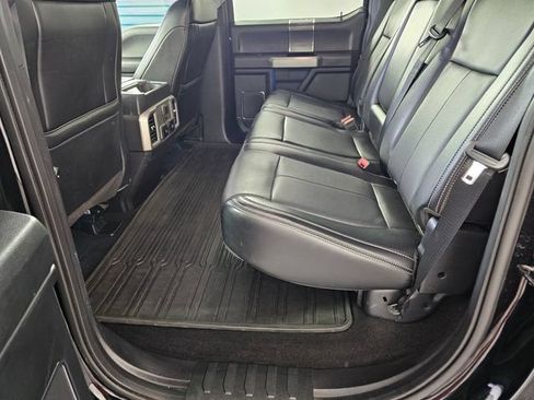 Used 2018 Ford F150 Lariat w/ Equipment Group 502A Luxury AWD/4WD image 12