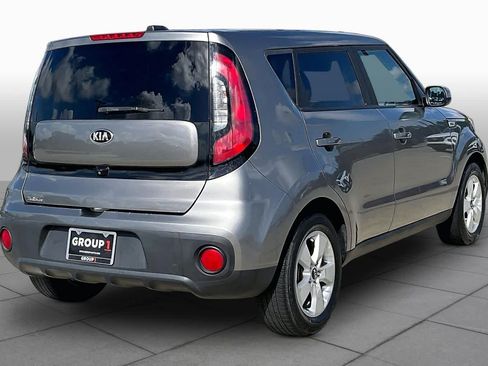 Used 2019 Kia Soul FWD image 12