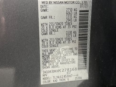 Used 2023 Nissan Pathfinder Platinum AWD/4WD image 12