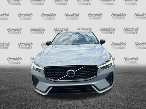 Used 2024 Volvo XC60 B5 Core w/ Protection Package Premier AWD/4WD image 7