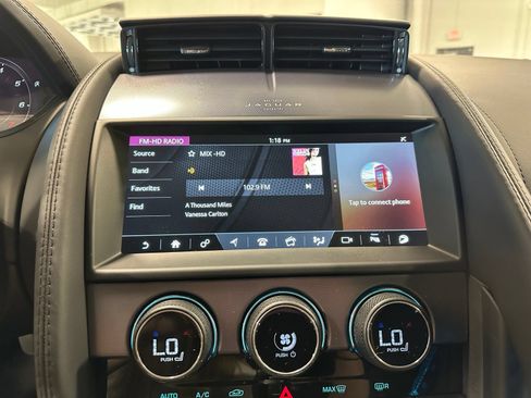 Used 2022 Jaguar F-TYPE Convertible RWD image 34