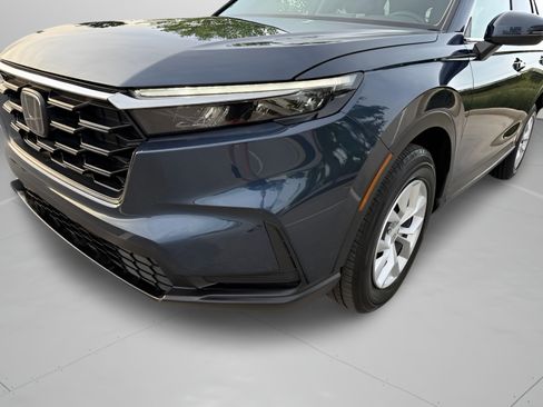 Used 2025 Honda CR-V LX image 30