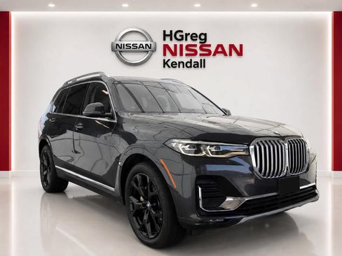 Used 2022 BMW X7 xDrive40i AWD/4WD image 3