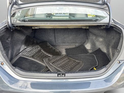 Used 2015 Toyota Corolla LE image 13