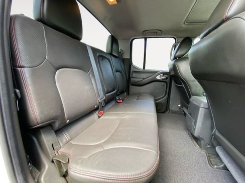 Used 2012 Nissan Frontier PRO-4X w/ Pro-4x Luxury Pkg AWD/4WD image 14