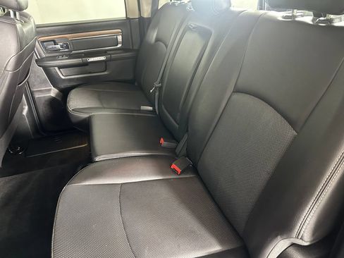 Used 2016 RAM 1500 Laramie w/ Convenience Group AWD/4WD image 25