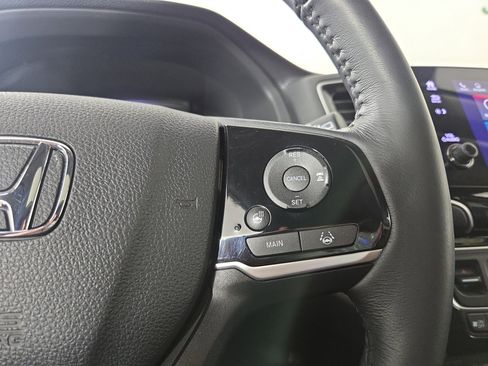 Used 2019 Honda Pilot Elite image 17