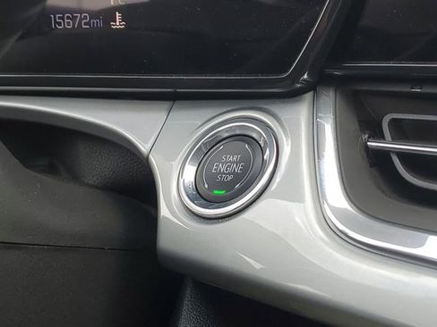 Used 2024 Chevrolet Trax LT w/ Driver Confidence Package image 16