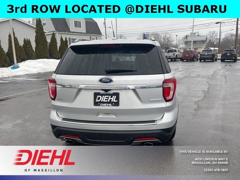 Used 2018 Ford Explorer XLT w/ Equipment Group 202A image 3