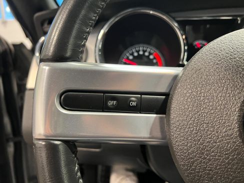 Used 2006 Ford Mustang GT image 16